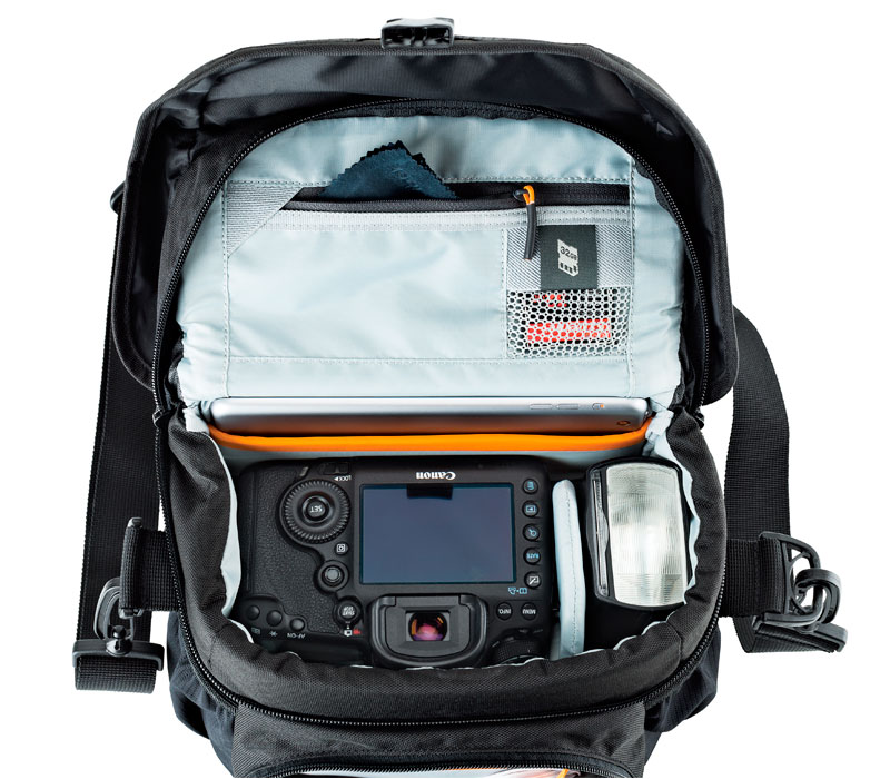 lowepro-nova-170-aw-ii-kameratasche-innenansicht