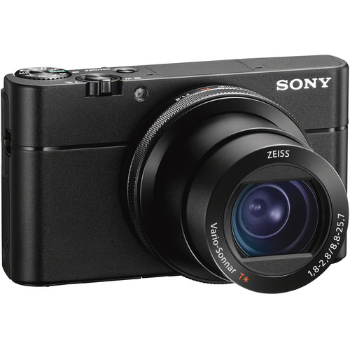 sony-cyber-shot-dsc-rx100-va-schraegansicht