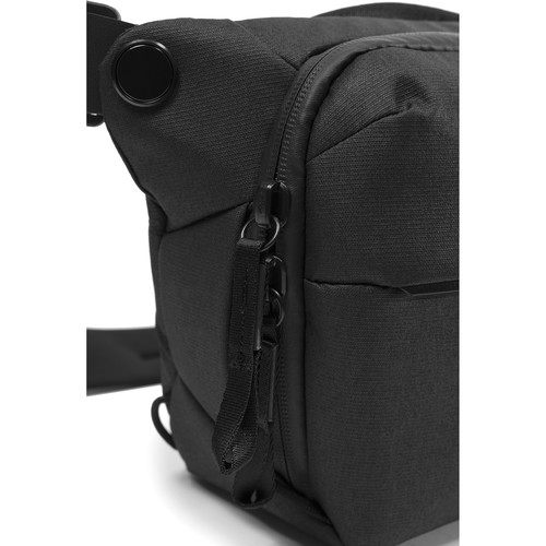 peak-design-everyday-sling-v2-6l-schwarz-detailansicht
