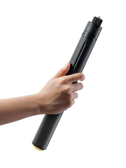 Insta360 Throwpod - Stativ in der Hand