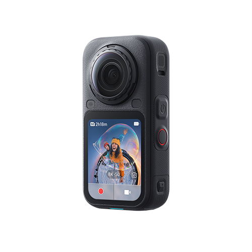Insta360 X6 Schwarz Schrägansicht mit OLED Display und Seitentasten
