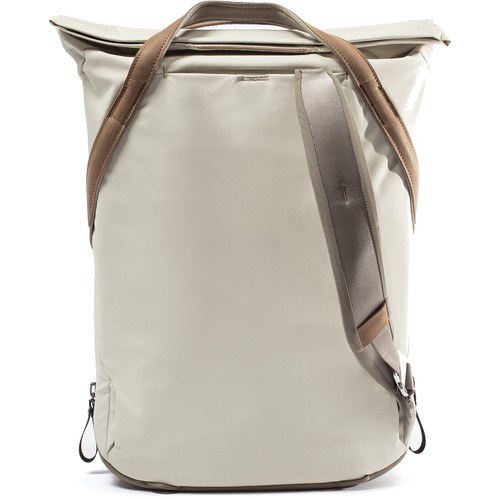 peak-design-everyday-totepack-v2-kamerarucksack-20l-bone-hinternansicht