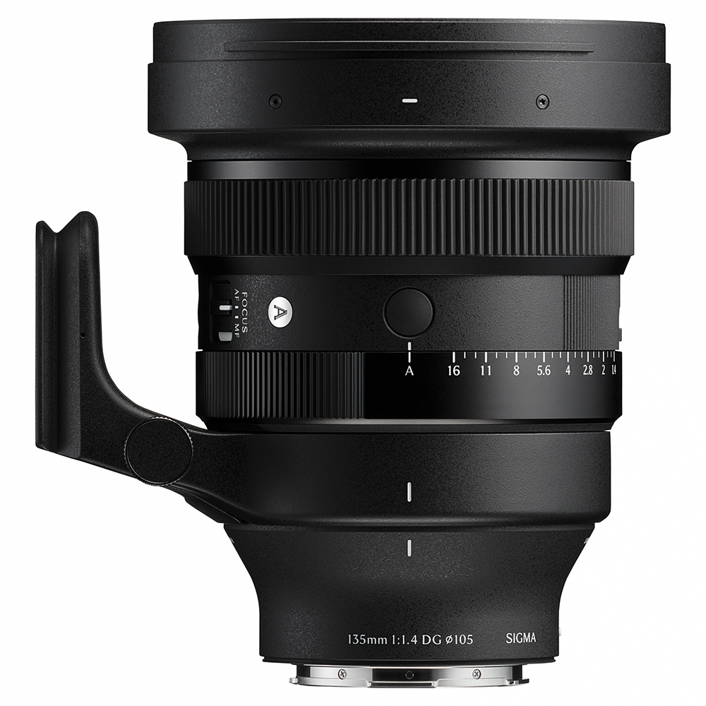 Sigma 135 f1.4 vorne mit Sonnenblende
