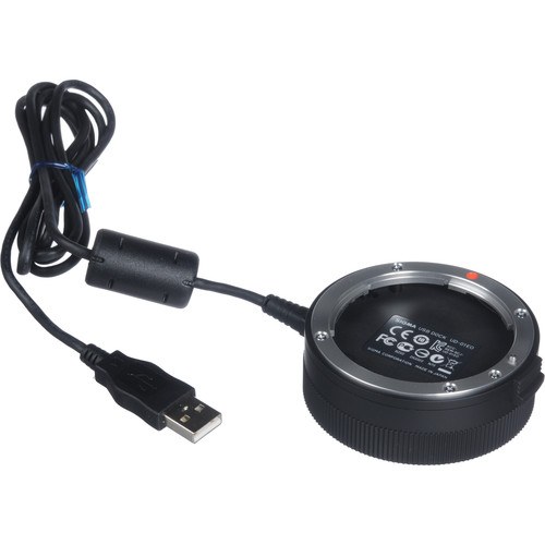 sigma-usb-dock-fuer-l-mount-objektive-frontansicht