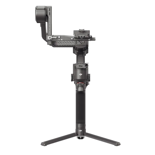 Seitenansicht des DJI RS 4 Pro Gimbal auf dem Dreibeinstativ.