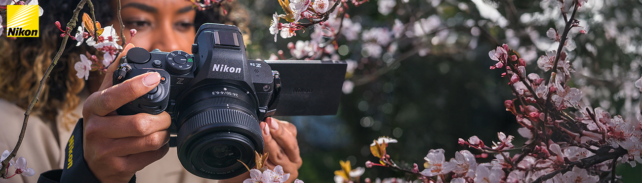 Verschiedene Nikon NIKKOR Z Objektive, die Teil der Sofortrabatt-Aktion sind.