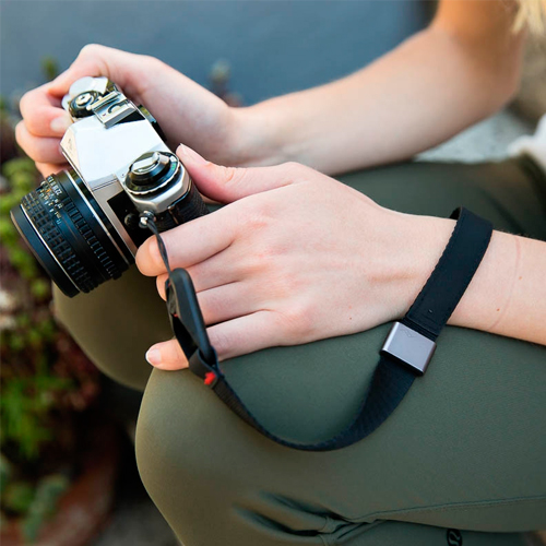 peak-design-cuff-dslr-handschlaufe-benutzen