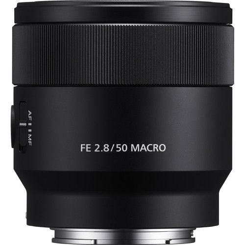 sony-fe-50mm-f2-8-makro-objektiv-seitneansicht