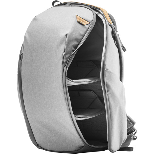 peak-design-everyday-rucksack-zip-v2-20l-ash-innenansicht