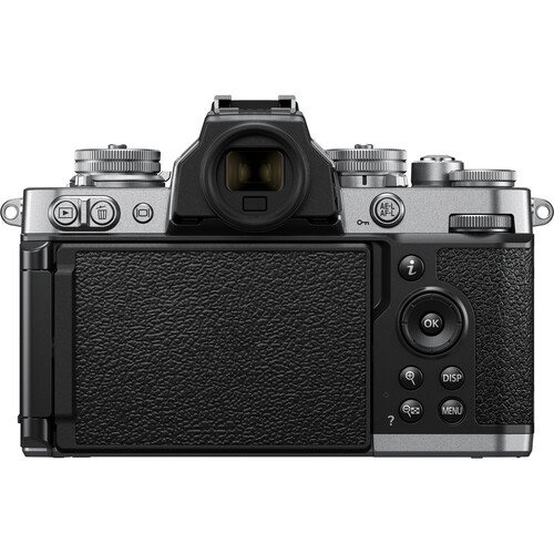 Nikon-Z-fc-Kit-mit-Z-DX-16-50mm-f3-5-6-3-VR-SE-und-Z-DX-50-250mm-f4-5-6-3-VR-Objektiven-2