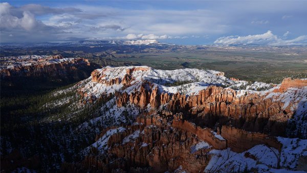 sony-fe-24mm-f1-4-objektiv-mountain