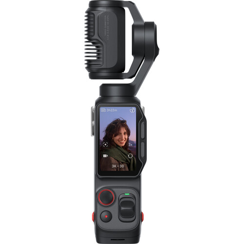 Seitliche Auslöser-Taste und Bedienelemente der Insta360 Luna Ultra Creator Kamera.