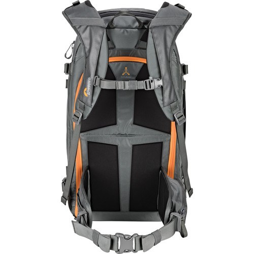 lowepro-whistler-450-aw-ii-fotorucksack-hinteransicht