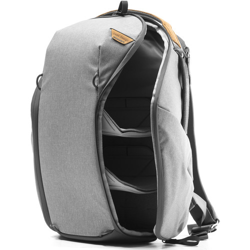 peak-design-everyday-rucksack-zip-v2-15l-ash-innenansicht