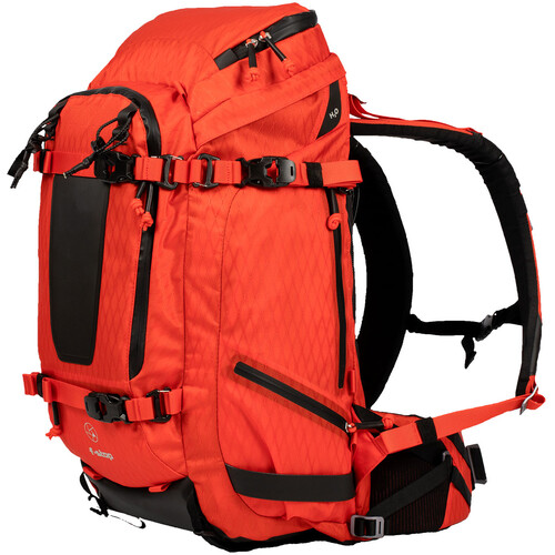 f-stop-Tilopa-50L-DuraDiamond-Kamera-Rucksack-Magma-Rot-Essentials-Bundle-4