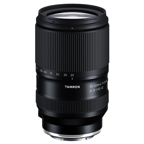 Tamron 25-200mm F2.8-5.6 Di III VXD G2 - Frontale Abgewogene Ansicht