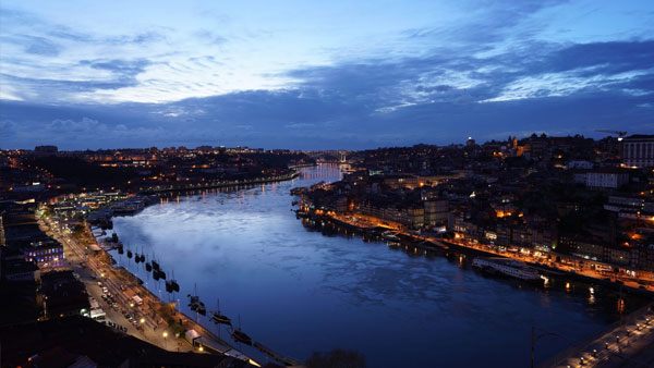 sony-fe-24mm-f1-4-objektiv-night