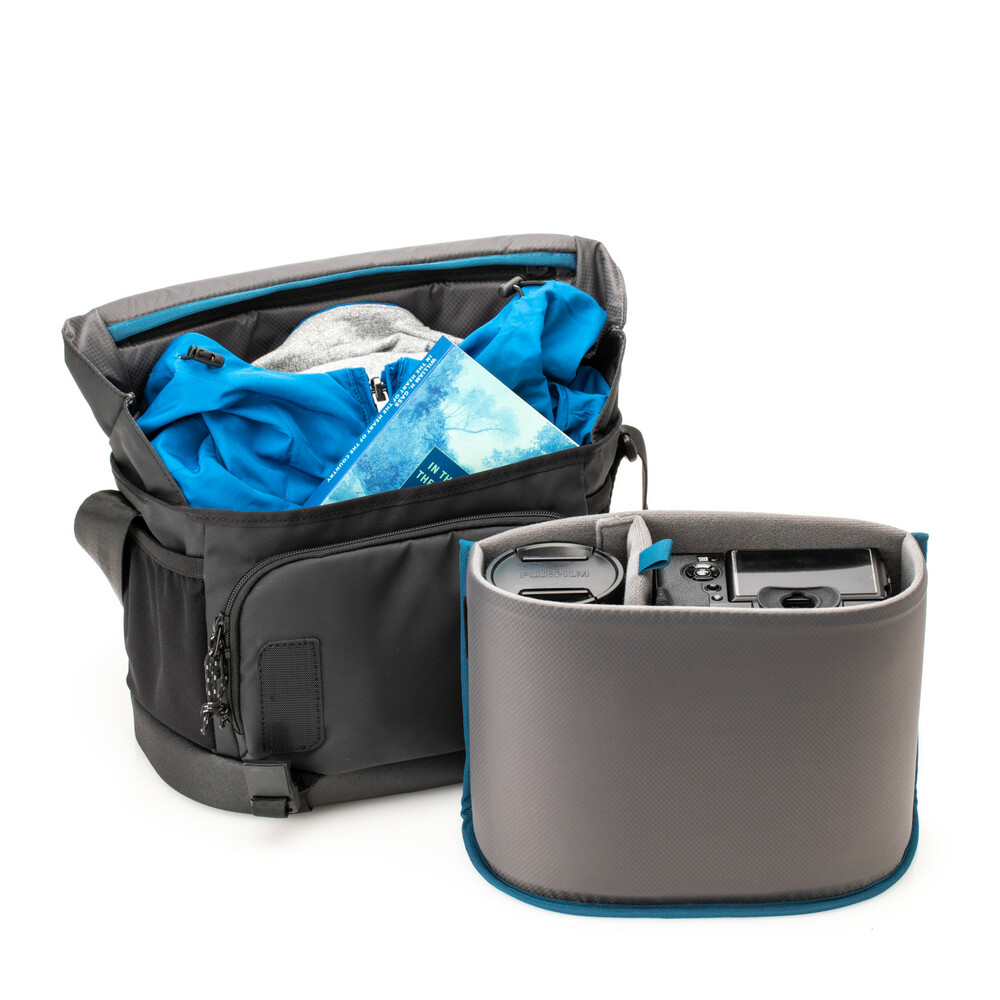 Tenba-DNA-9-Slim-Messenger-Tasche-Schwarz-6