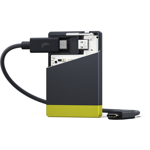 Nahaufnahme des integrierten Schreibschutz-Schalters am Angelbird CFexpress 2.0 Typ B Cardreader, für sichere Datenübertragung