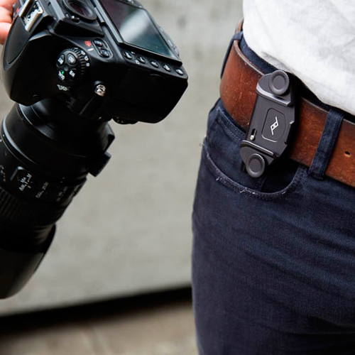 peak-design-capture-clip-v3-schwarz-gurt
