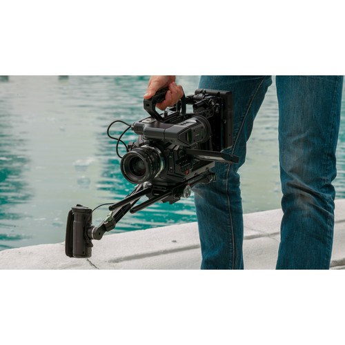blackmagic-ursa-mini-pro-4-6k-digital-cinema-kamera-wasser