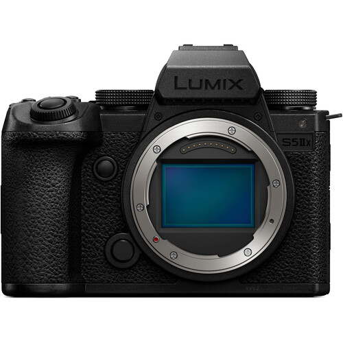 Panasonic-Lumix-DC-S5-II-X-mit-dem-S-24-105mm-f4-Kit-2