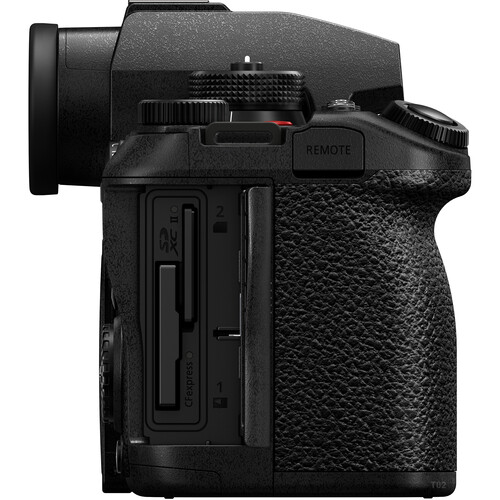 Panasonic LUMIX S1R II mit zwei Speicherkarten-Slots (CFexpress Typ B und SD) – Für höchste Sicherheit und schnelle Workflows