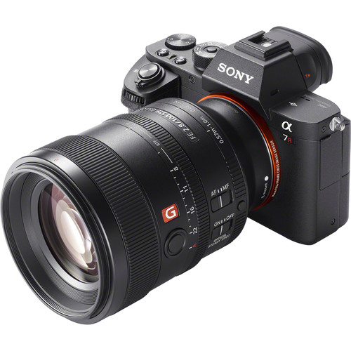 sony-fe-100mm-f2-8-stf-gm-oss-vollformat-objektiv-montiert