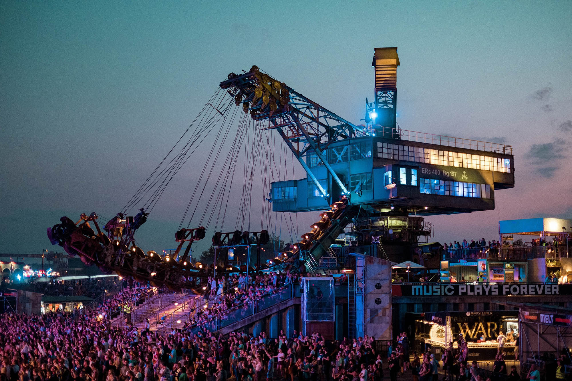 Fujifilm X-T100 mit verschiedenen Objektiven im Test Gladsome01