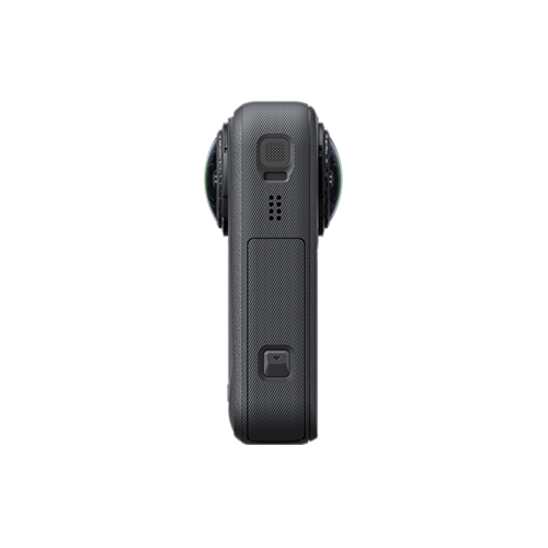 Insta360 X6 Seitenansicht mit USB-Abdeckung und windgeschütztem Mikrofon
