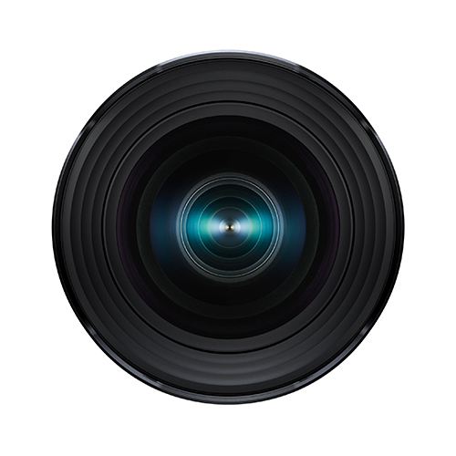 Frontlinse des Tamron AF 12-20mm f/2.8 DI III VXD Ultraweitwinkel