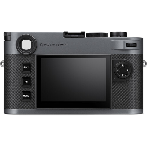 Rückseite der Leica M11-P Metallgrau 20071 mit LCD-Display, Sucher und Tastenanordnung.
