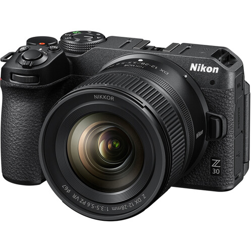 Nikon-Z-DX-12-28-PZ-VR-Objektiv-4