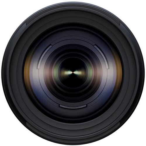 Tamron 18-300mm f3.5-6.3 Di III-A VC VXD für Nikon Z (APS-C) Fokus auf Linse