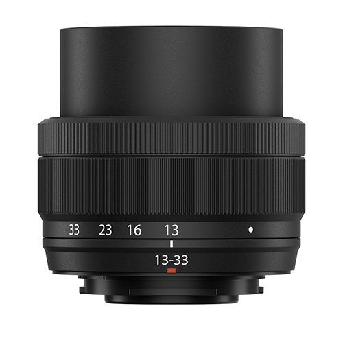 Fujifilm XC 13-33m f3.5-6.3 OIS Objektiv - Frontale Ansicht auf ausgefahrene 13mm Objektiv
