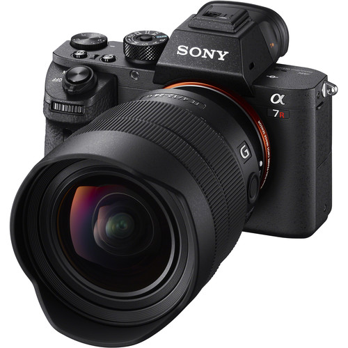 sony-fe-12-24mm-f4-g-objektiv-mounted